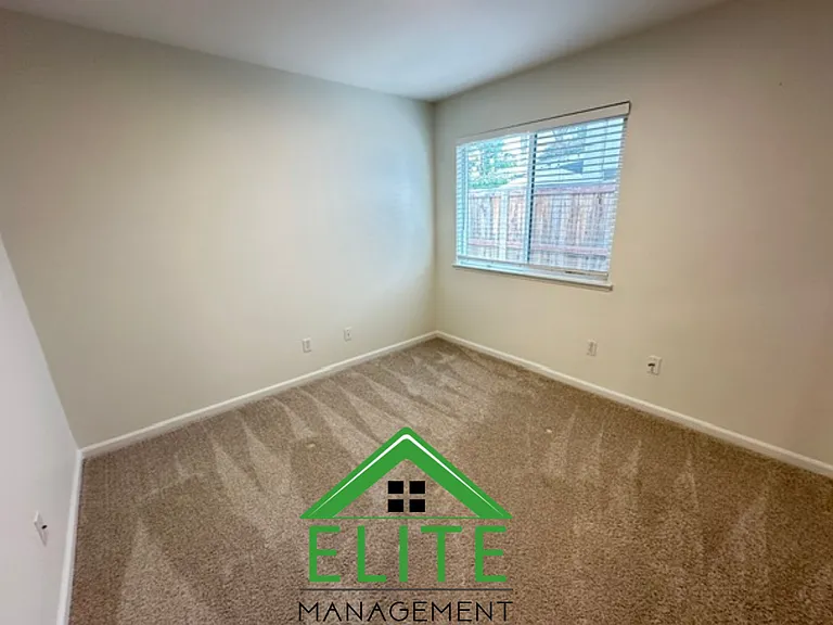 5620 Bridgecross Dr — Photo 18
