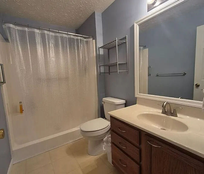 412 Marian Ln #8 — Photo 8