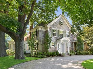 9 Briar Ln, Southampton, NY 11968