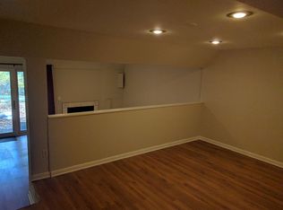 2352 Generation Dr, Reston, VA 20191