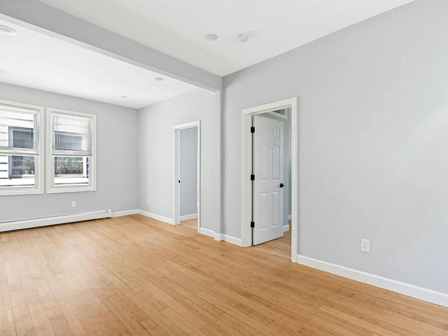 2 bed, 1.0 bath, $2,250 — Photo 2