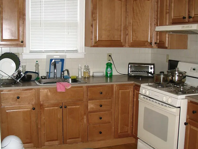 315 N Thayer St #5 — Photo 5
