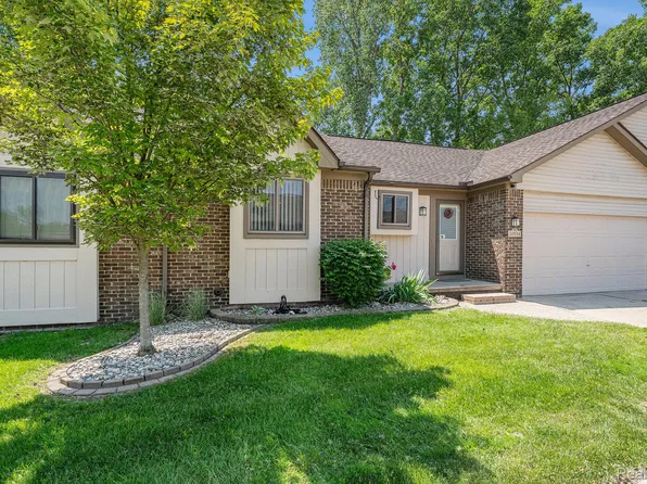 20534 Longwood Dr, Clinton Township, MI 48038