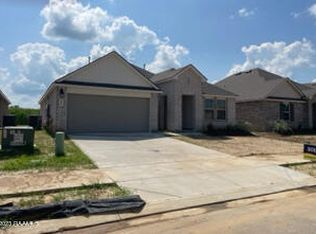 207 Broussard Hill Dr, Broussard, LA 70518
