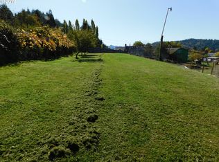 1800 Tl Kincheloe Ln, Myrtle Point, OR 97458