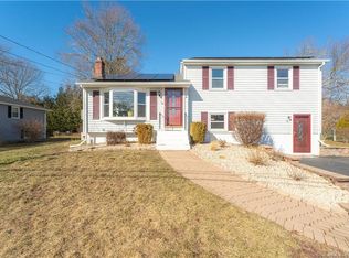 78 Rhonda Dr, Groton, CT 06355