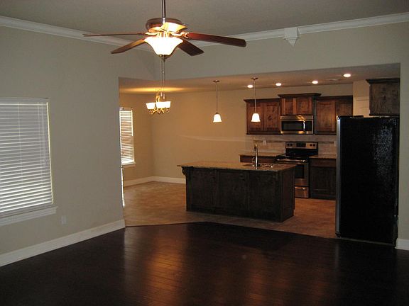 4th image of 3106 SW Wargate Ave #1
