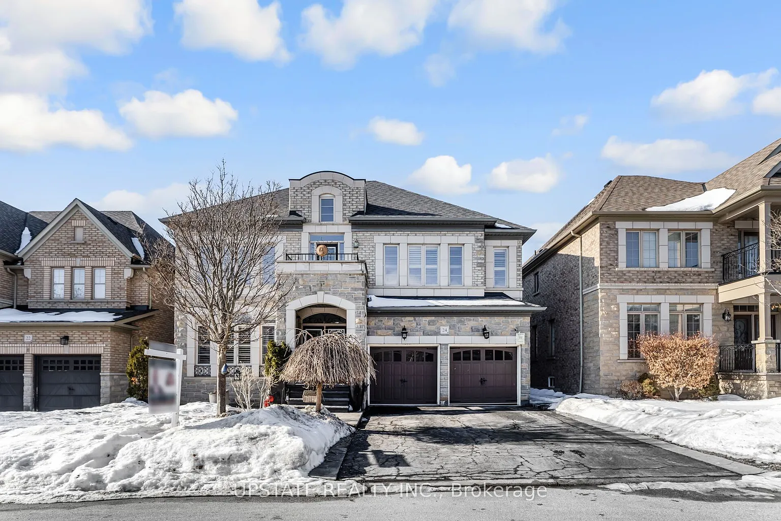 24 Haywood Dr photo 1