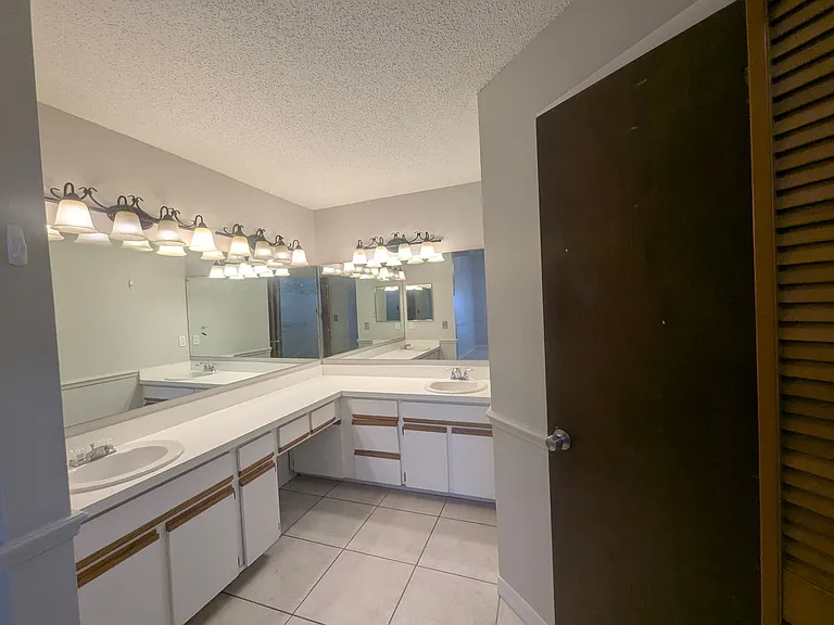 2784 Whisper Lakes Club Cir — Photo 20