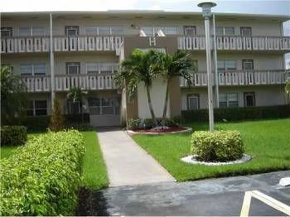 316 Dorset Dr #H, Boca Raton, FL 33434