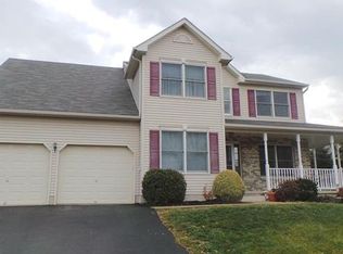 31 Water Wheel Ln, Easton, PA 18045