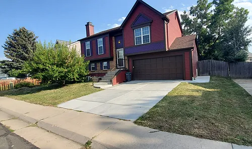 1120 Somerset St Photo 1