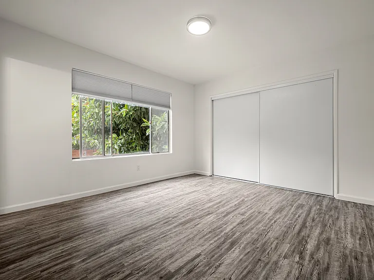 7518 LEXINGTON — Photo 30