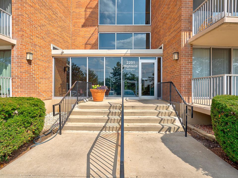 1st image of 2201 S Highland Ave APT 5G