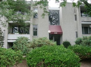 448 E River Rd APT E, Nutley, NJ 07110