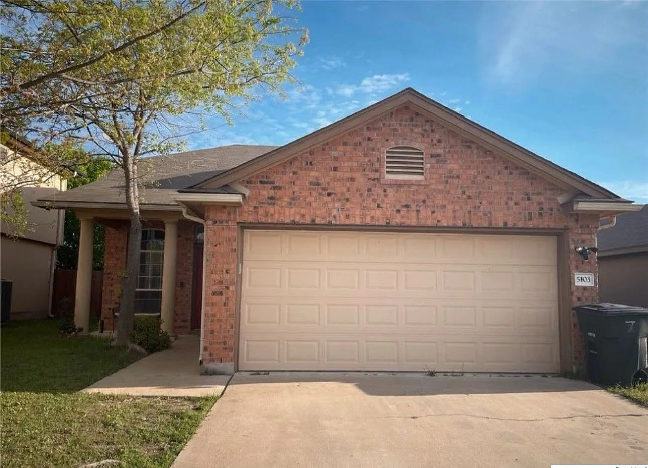 3 bed, 2.5 bath, 1526 sqft, $1,600 — Photo 1