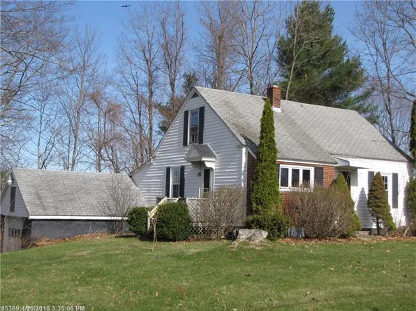 1399 Augusta Rd, Winslow, ME 04901