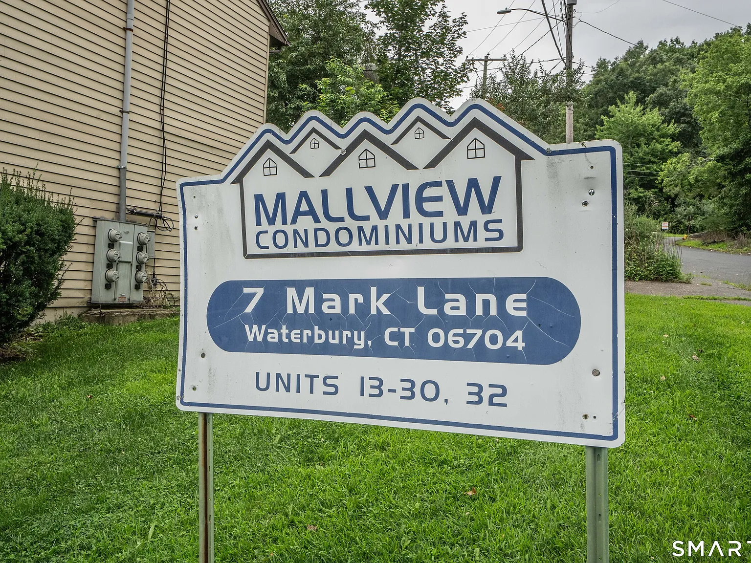 2 bed, 1.5 bath, 984 sqft, $1,650 — Photo 2