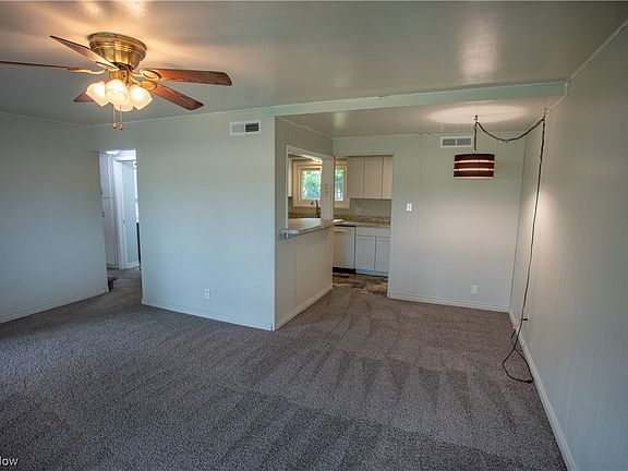 5th image of 1541 Silver Lake Ave