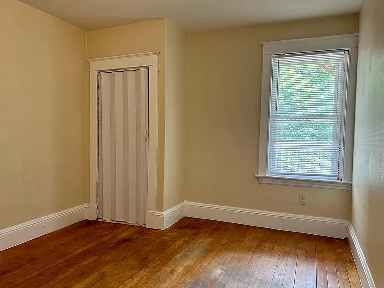 107-109 Birch St #2 — Photo 6