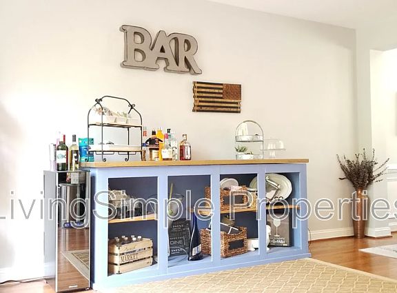 4th image of 3905 Bryant Park Cir Unit 1