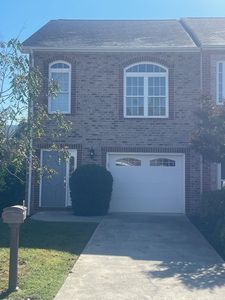 819 Walhalla Ct, Roanoke, VA, 24019