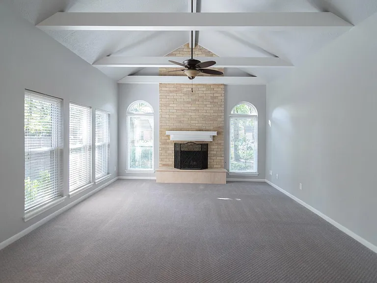 10 Coralvine Ct — Photo 9