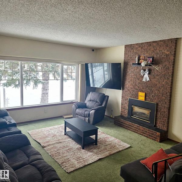 Edmonton House for rent - 4 Bedrooms in Edmonton