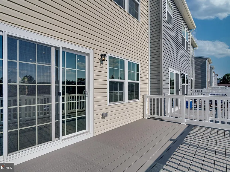 124 Bishop Way — Photo 21