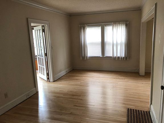 3rd image of 2244 Ulysses St NE