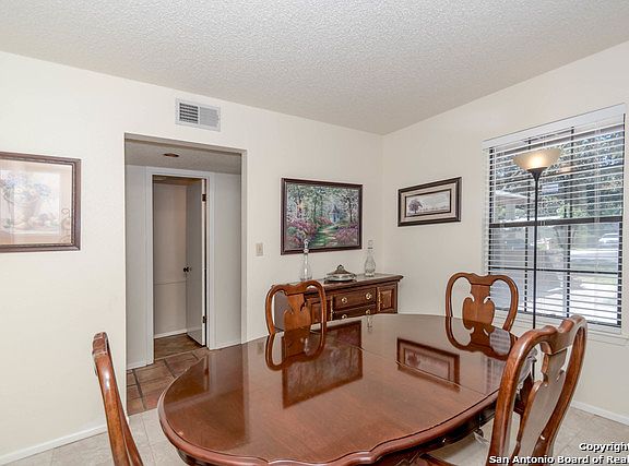 4th image of 9306 Cheswick St