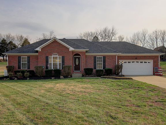 2nd image of 4016 Lakewood Dr