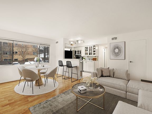 2nd image of 1031 Michigan Ave NE APT 207