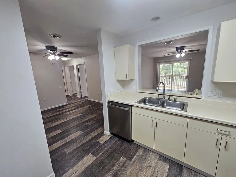 Evia Apartments — Photo 56
