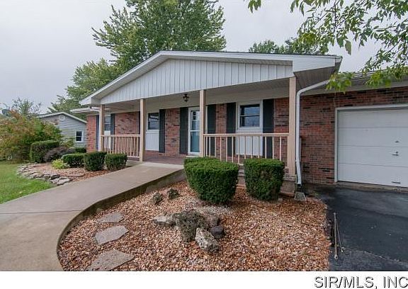 2nd image of 441 Tamarach Dr
