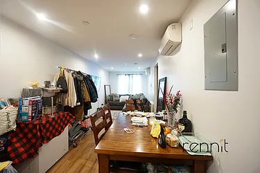 Rented by Rennit Inc.