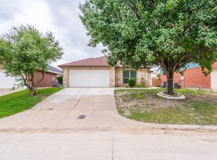 9849 Stoney Bridge Rd, Fort Worth, TX 76108