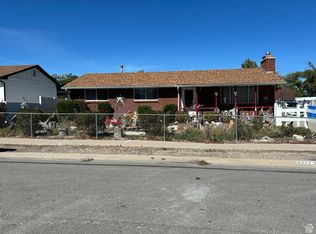 2322 W Surrey Rd, Salt Lake City, UT 84129