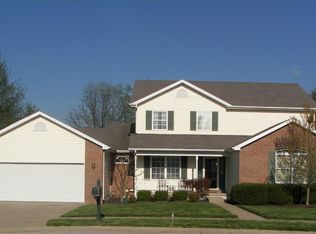 8 Warwick Ln, Mount Vernon, IL 62864
