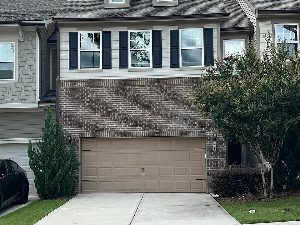 304 Fenella Dr