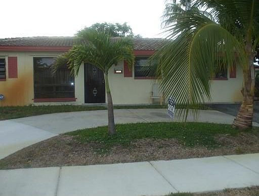 1st image of 1481 NW 33rd Ave