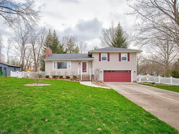 3113 Mayfield Rd, Silver Lake, OH 44224
