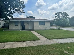 620 River Oaks Dr, New Orleans, LA 70131