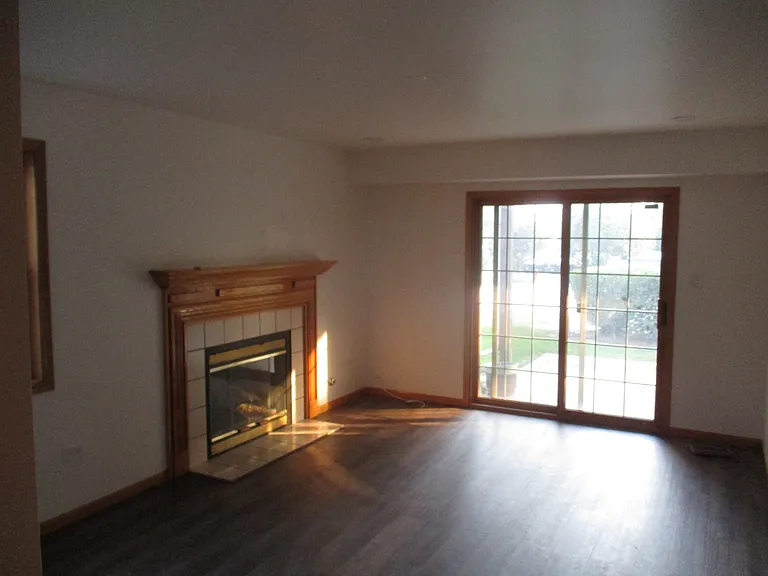 9756 Cambridge Cir — Photo 11