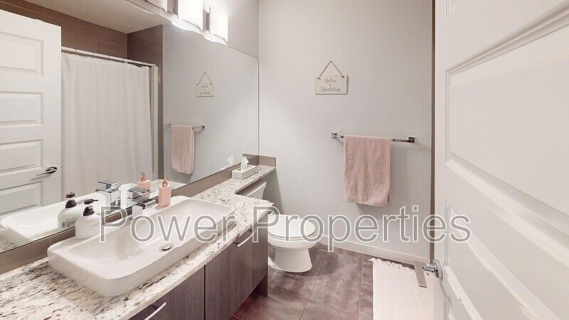 Calgary Townhouse for rent - 3 Bedrooms — photo 19