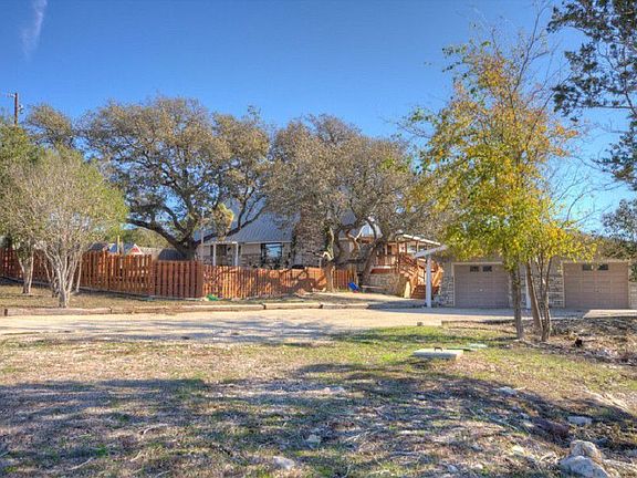 5th image of 1410 Clear Springs Dr