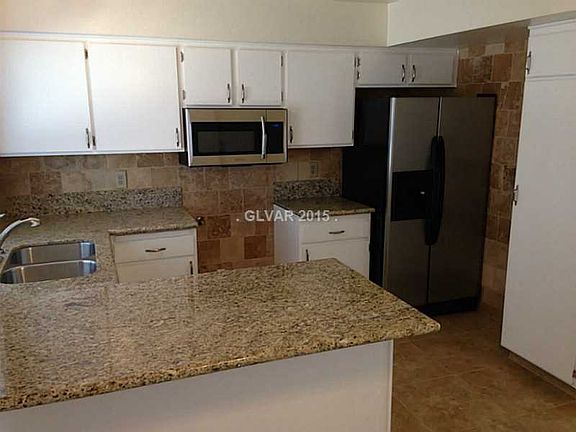 4th image of 47 Wendover Ave