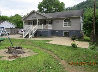 149 Fresh Meadows Rd, Freshm, KY 40824