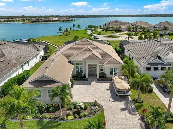 17216 Blue Sapphire Dr, Fort Myers, FL 33913