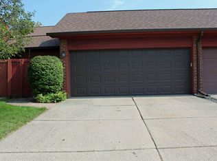 42138 Toddmark Ln, Clinton Township, MI